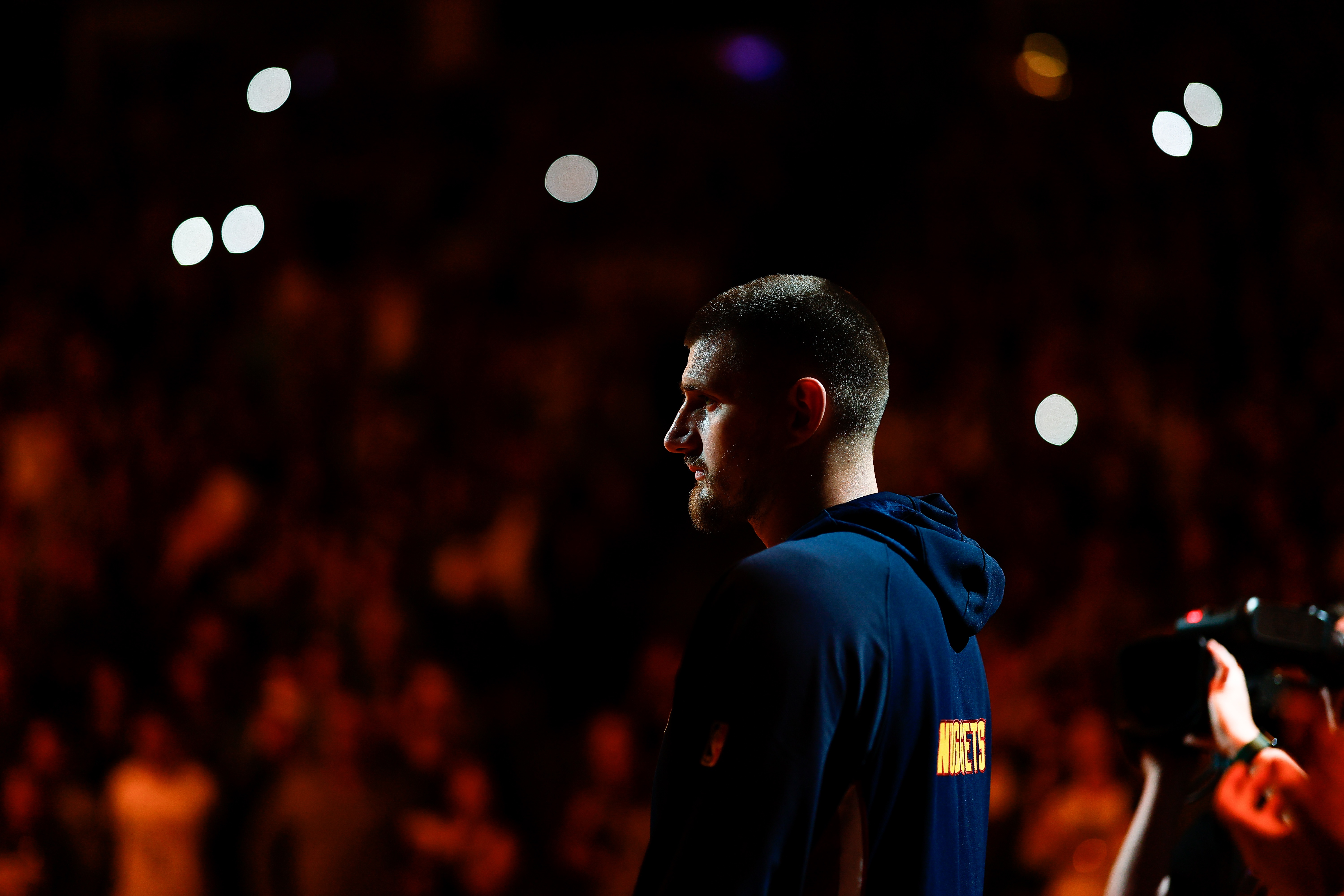 彩票开奖结果-6场仅需送出12次助攻~约基奇将成首位连续两个赛季场均三双的中锋