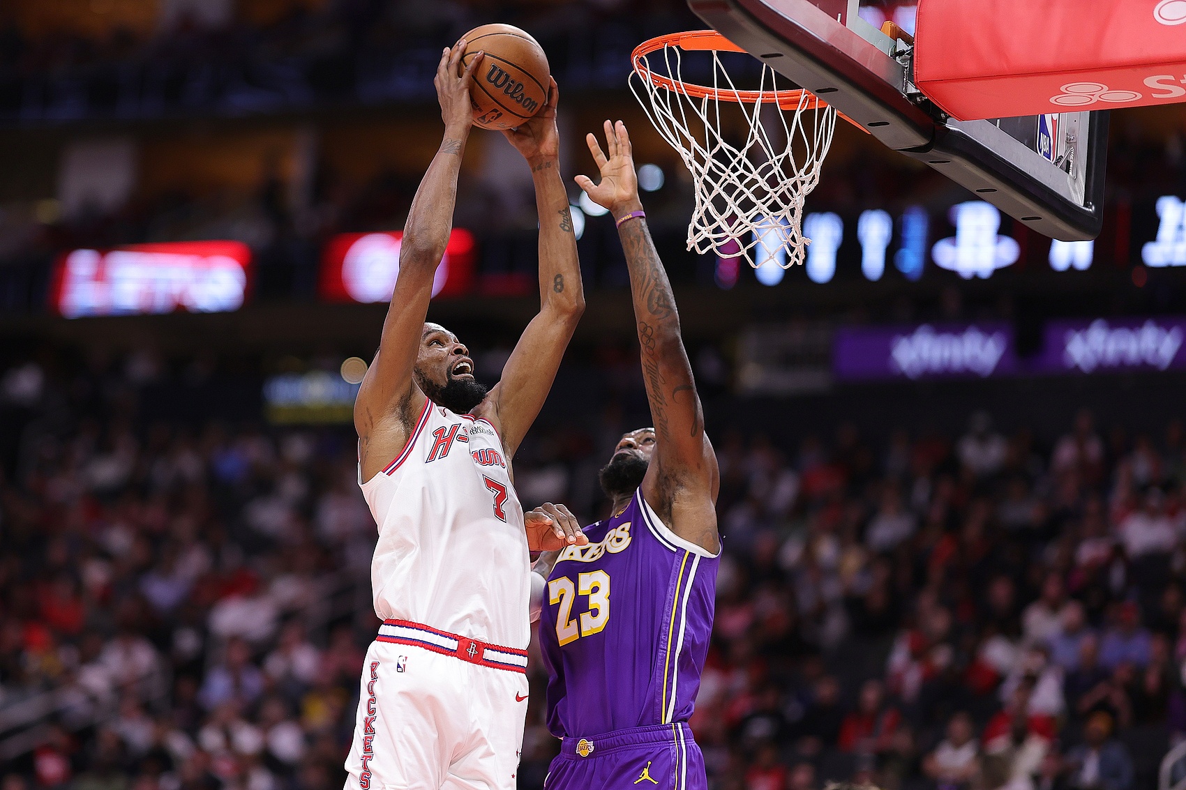 彩票开奖结果-詹杜生涯季后赛交手10+且双双场均轰下30+  历史独一对儿！